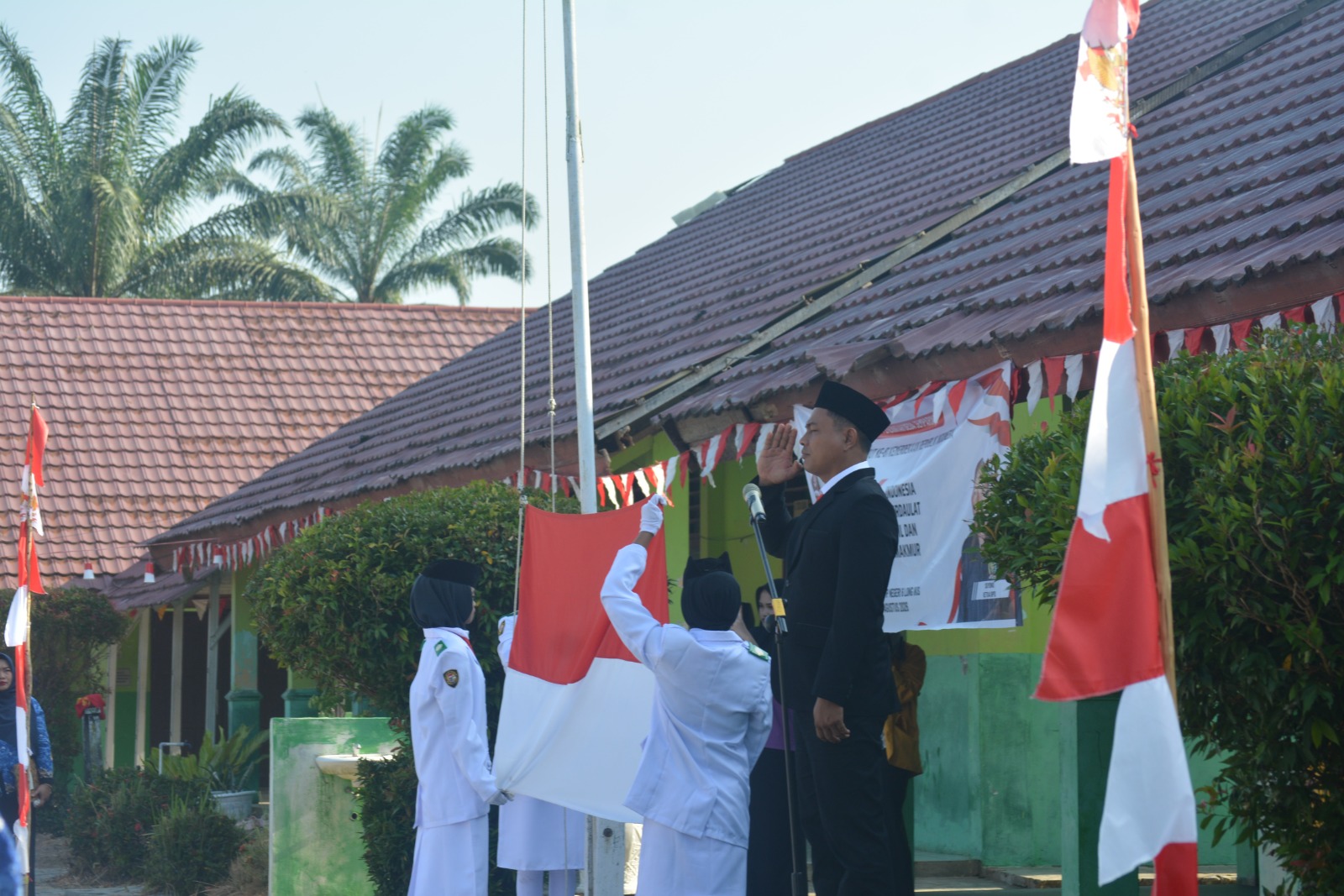 Khidmat dan Penuh Semangat, Desa Jemparing Gelar Upacara HUT ke-81 Republik Indonesia